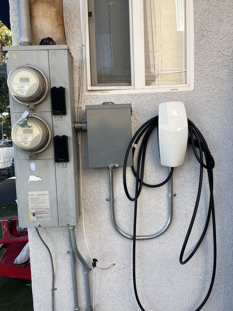 EV Charging Station Installation — Mid-City Los Angeles (Multifamily Parking)